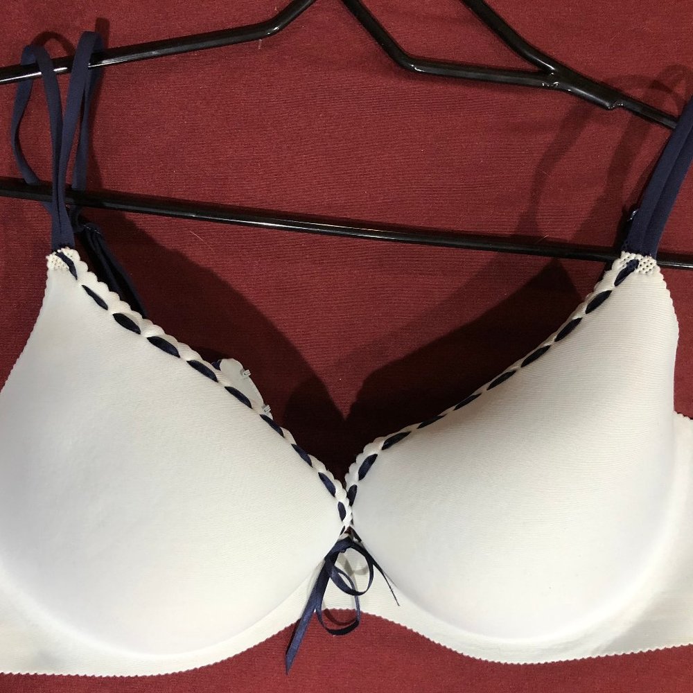Victoria's Secret Push Up Bra